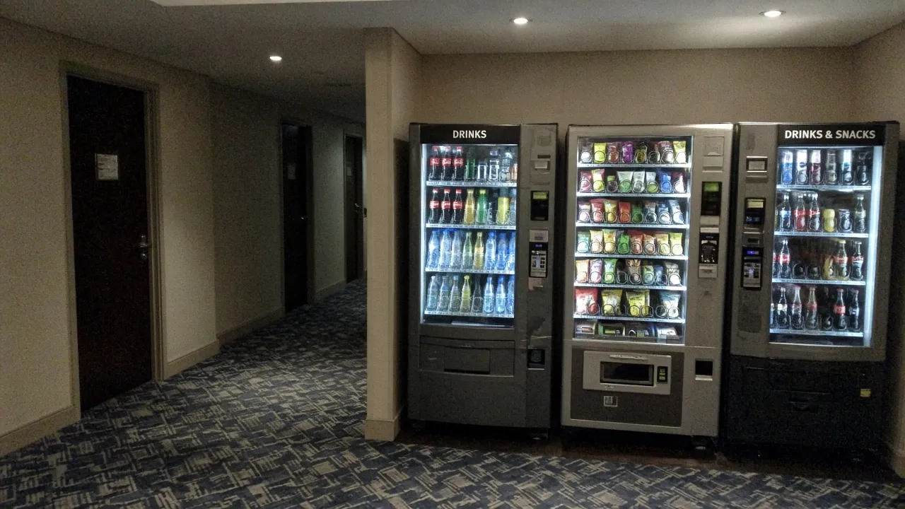 How much do vending machines earn in Italy: margins, ROI and costs